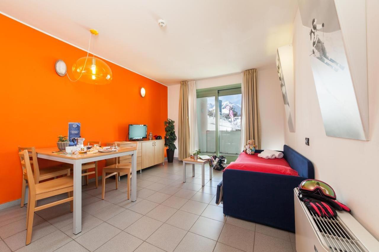 Teleo Vacanze - Villaggio Olimpico Di Sestriere Ngoại thất bức ảnh