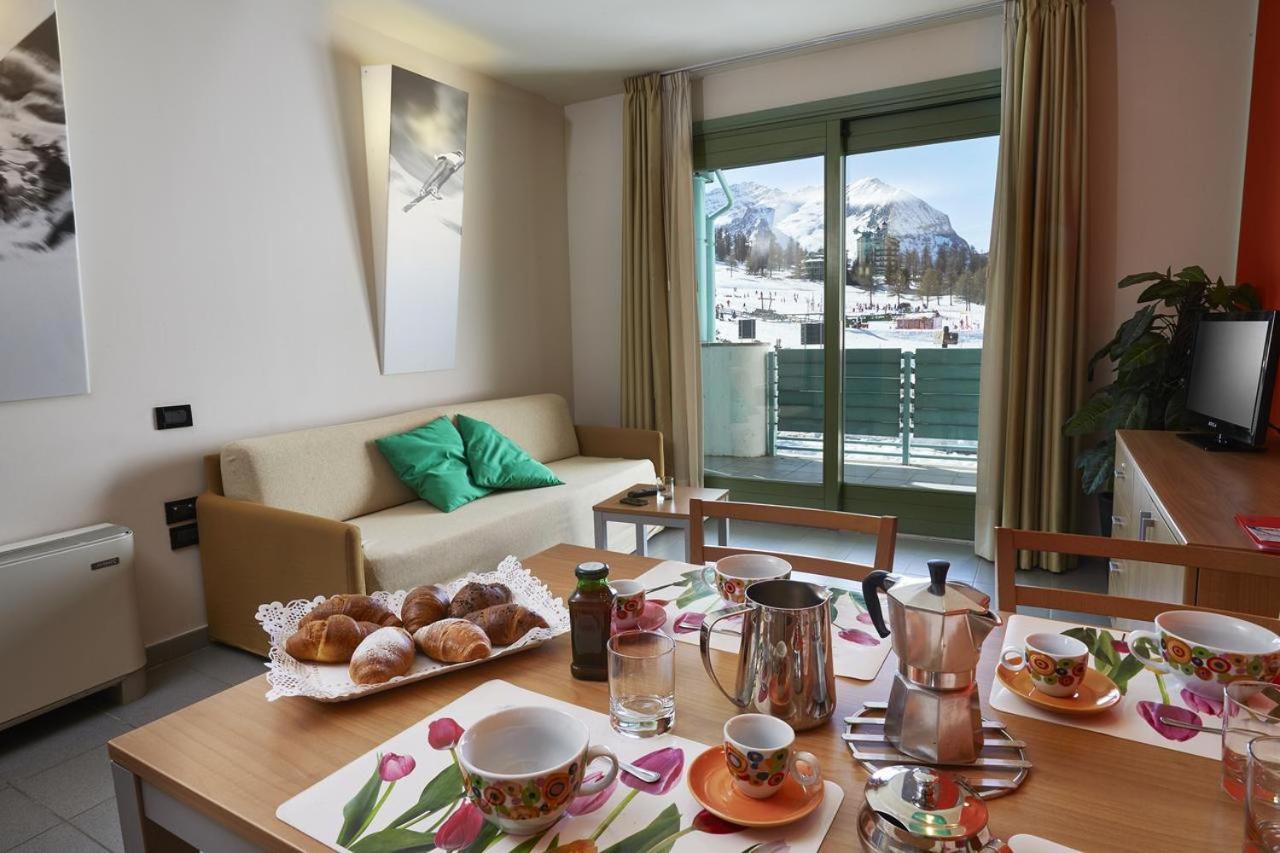 Teleo Vacanze - Villaggio Olimpico Di Sestriere Ngoại thất bức ảnh