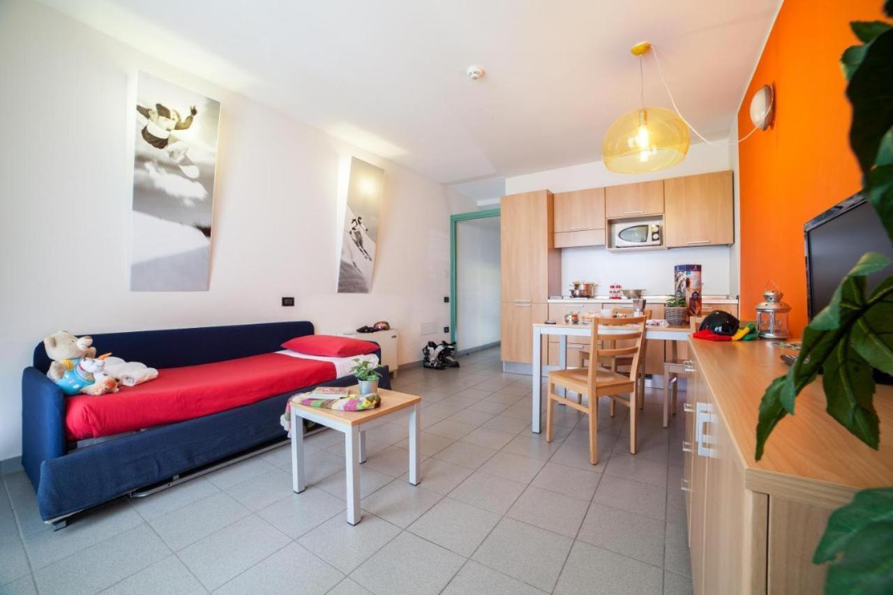 Teleo Vacanze - Villaggio Olimpico Di Sestriere Ngoại thất bức ảnh